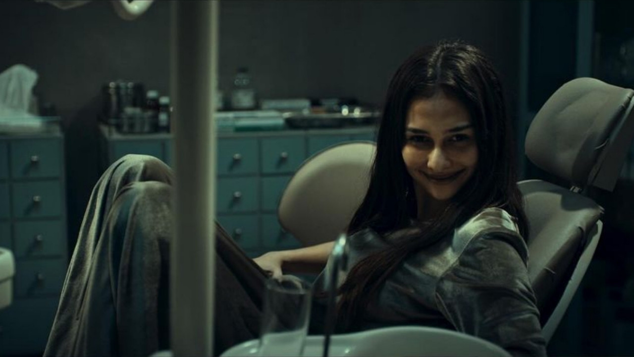 Backdrop for Lembayung