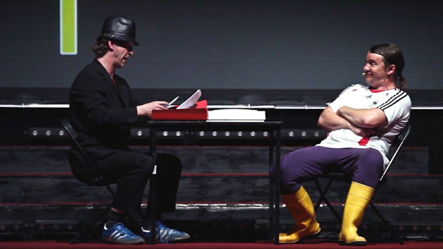 Backdrop for Elsterglanz - Outbreak of Hotte-hüüh-Syndrom