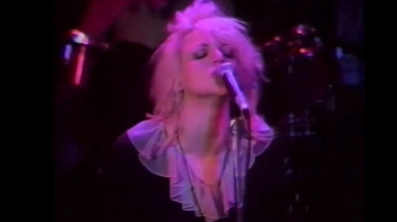 Backdrop for Hole: Live at Club Lingerie (Hollywood, 1990)