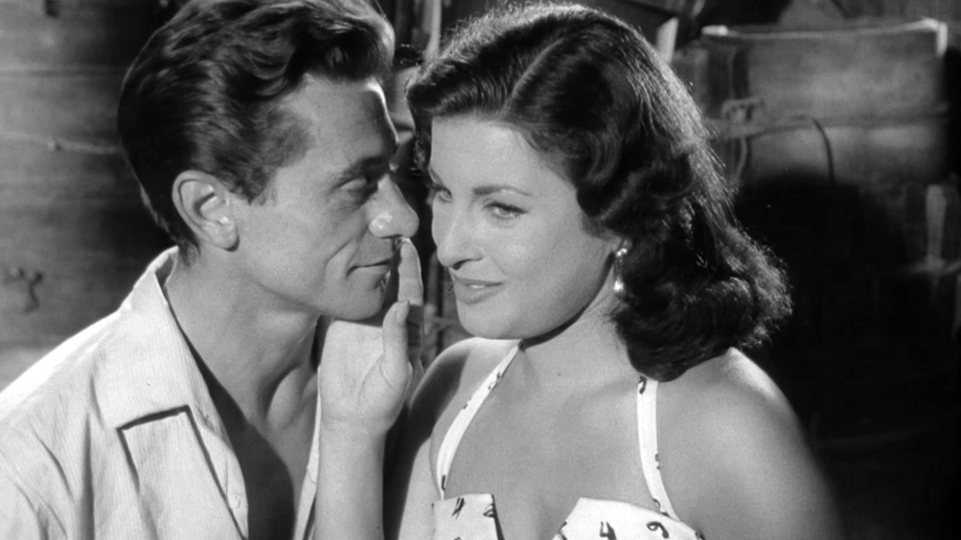 Backdrop for L'Incantevole nemica