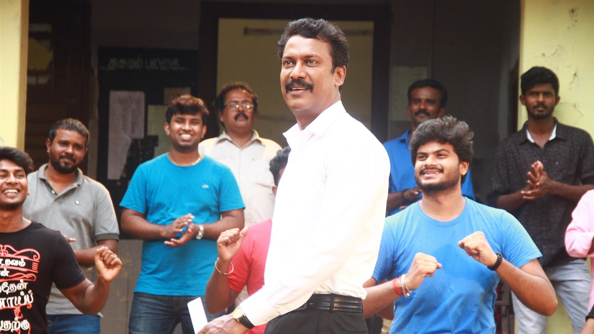 Backdrop for Ettu Thikkum Para