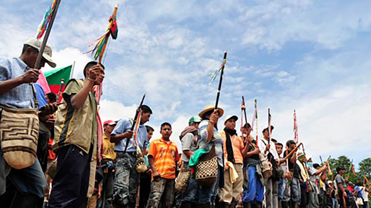 Backdrop for País de los Pueblos sin Dueños