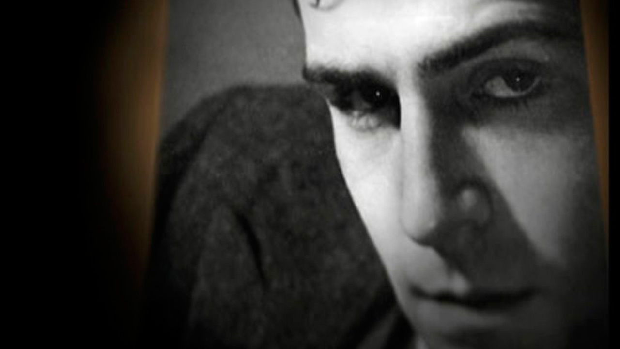 Backdrop for Paco Urondo: el poeta y sus armas