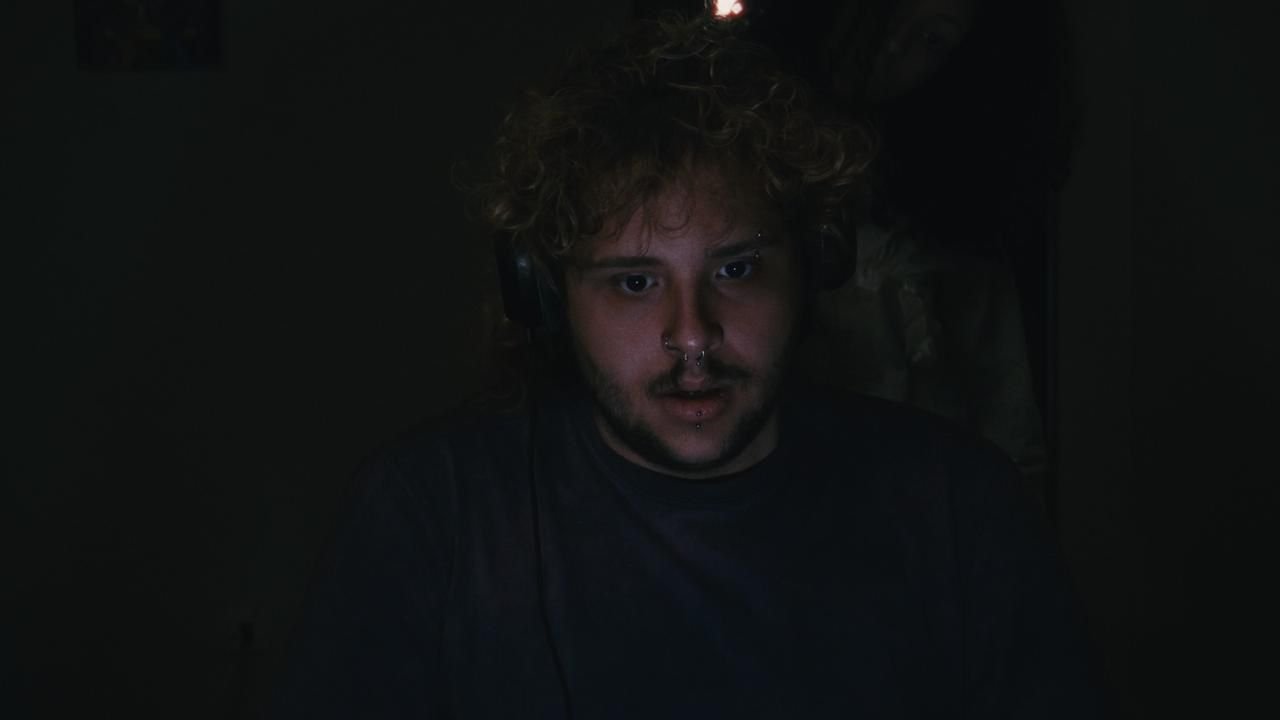 Backdrop for meu nome é saracael tenho 14 anos (teria se tivesse viva)