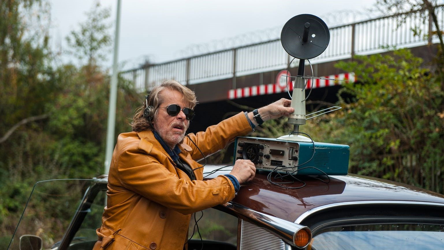 Backdrop for 00 Schneider - Im Wendekreis der Eidechse