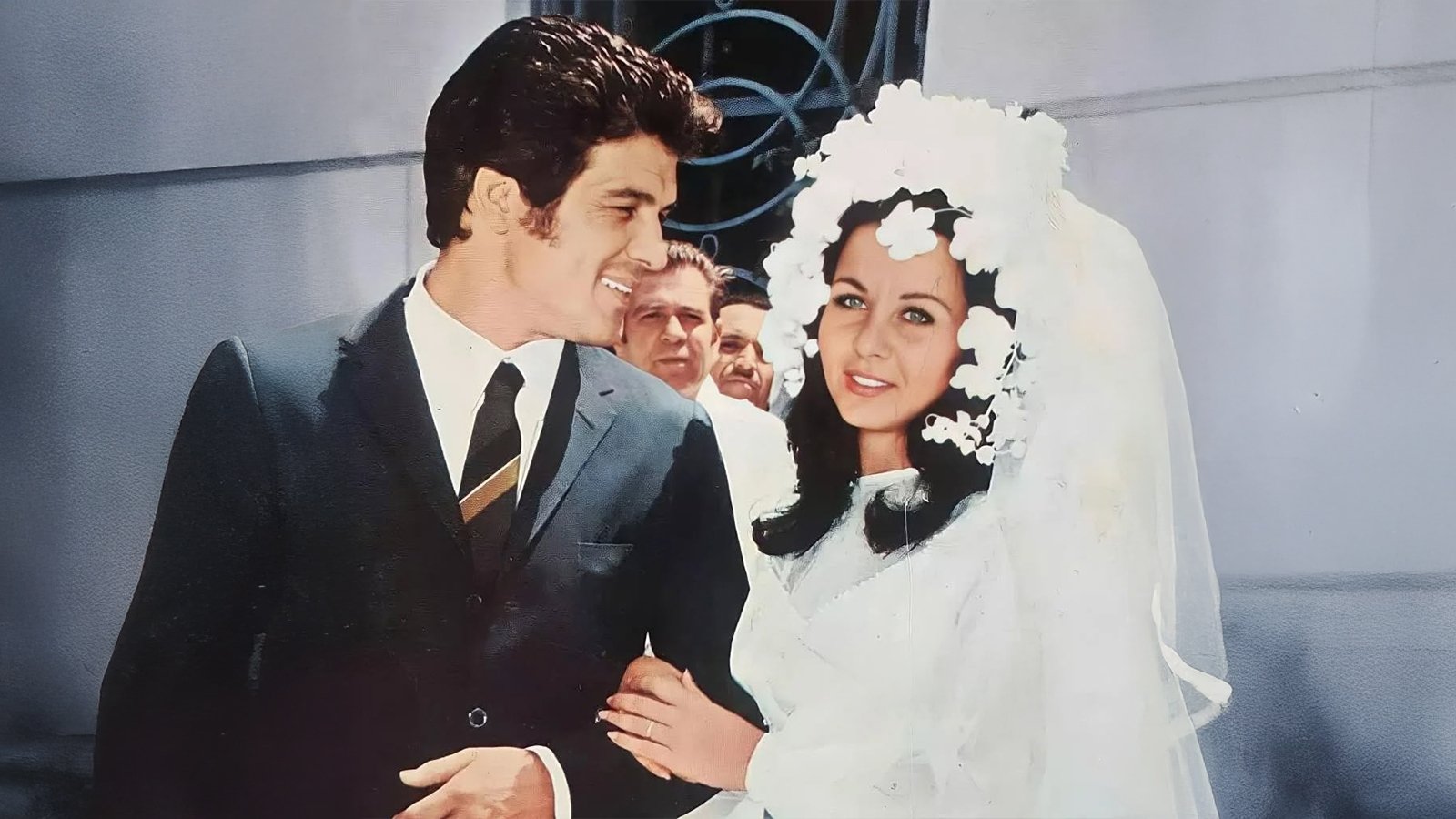 Backdrop for Duyduk Duymadık Demeyin