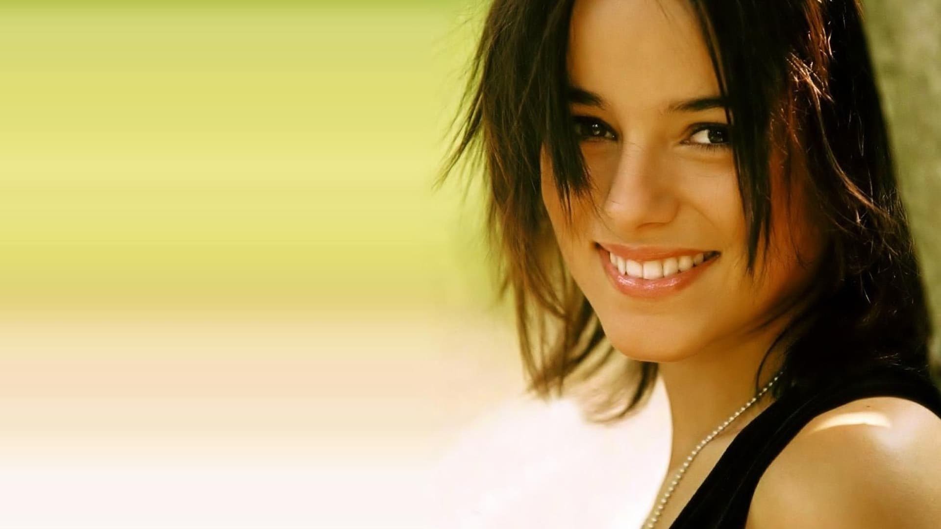 Backdrop for Alizée - The Singles Collection