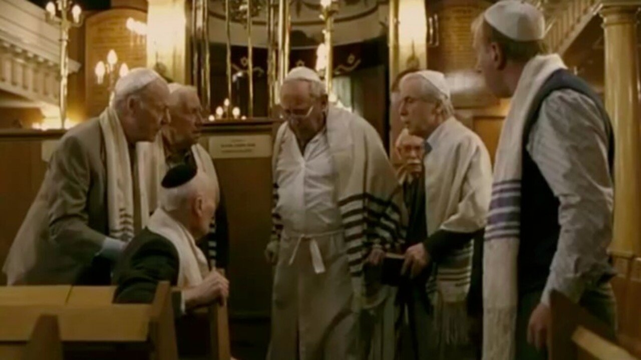 Backdrop for The 10th Man