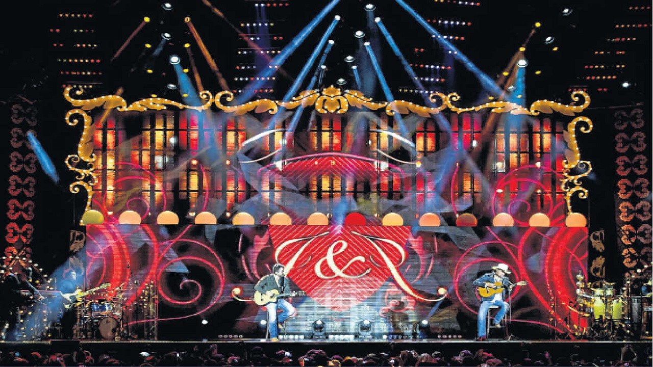 Backdrop for Jads & Jadson - É Divino - Ao Vivo Em Campo Grande