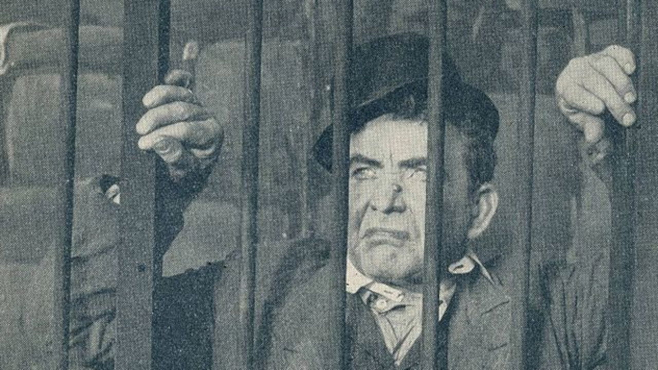 Backdrop for How the 'Duke of Leisure' Reached His Winter Home