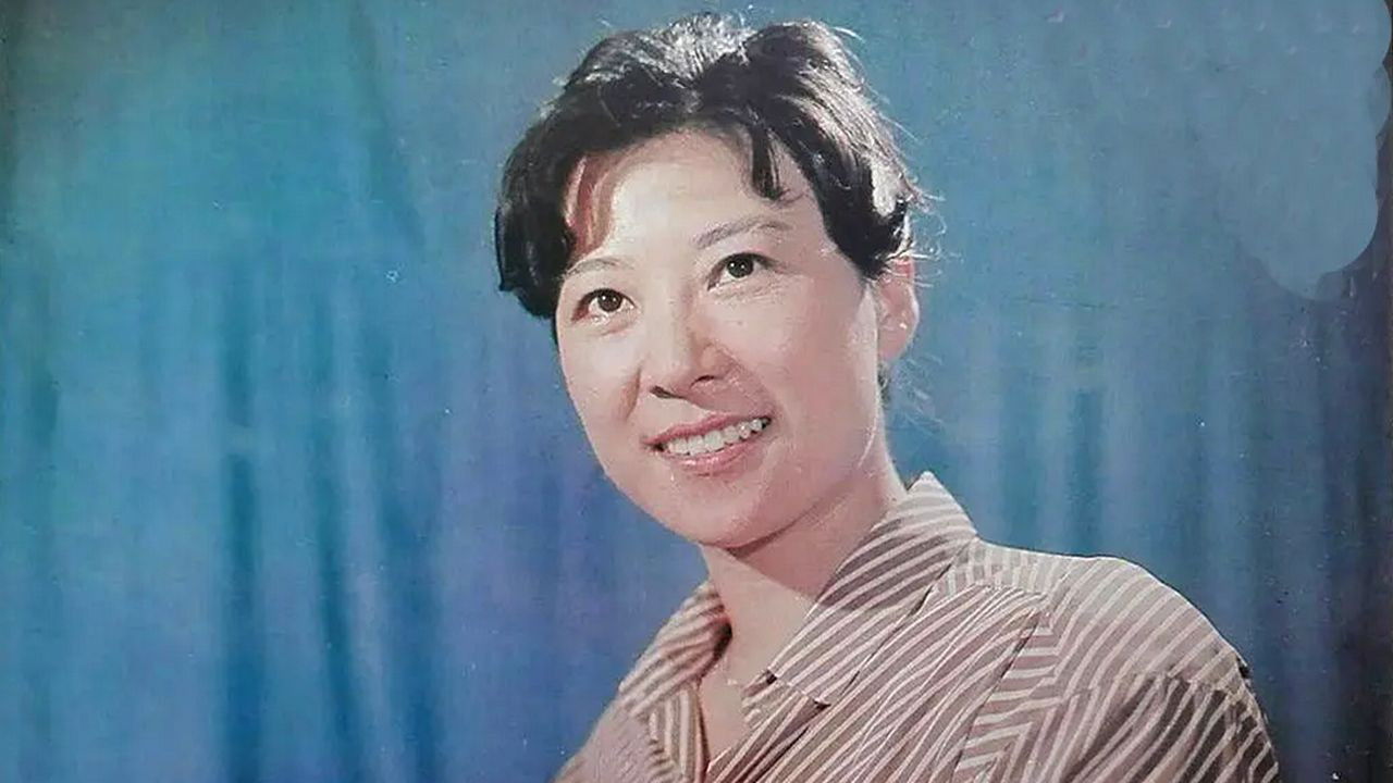 Backdrop for Yue sui cong cong