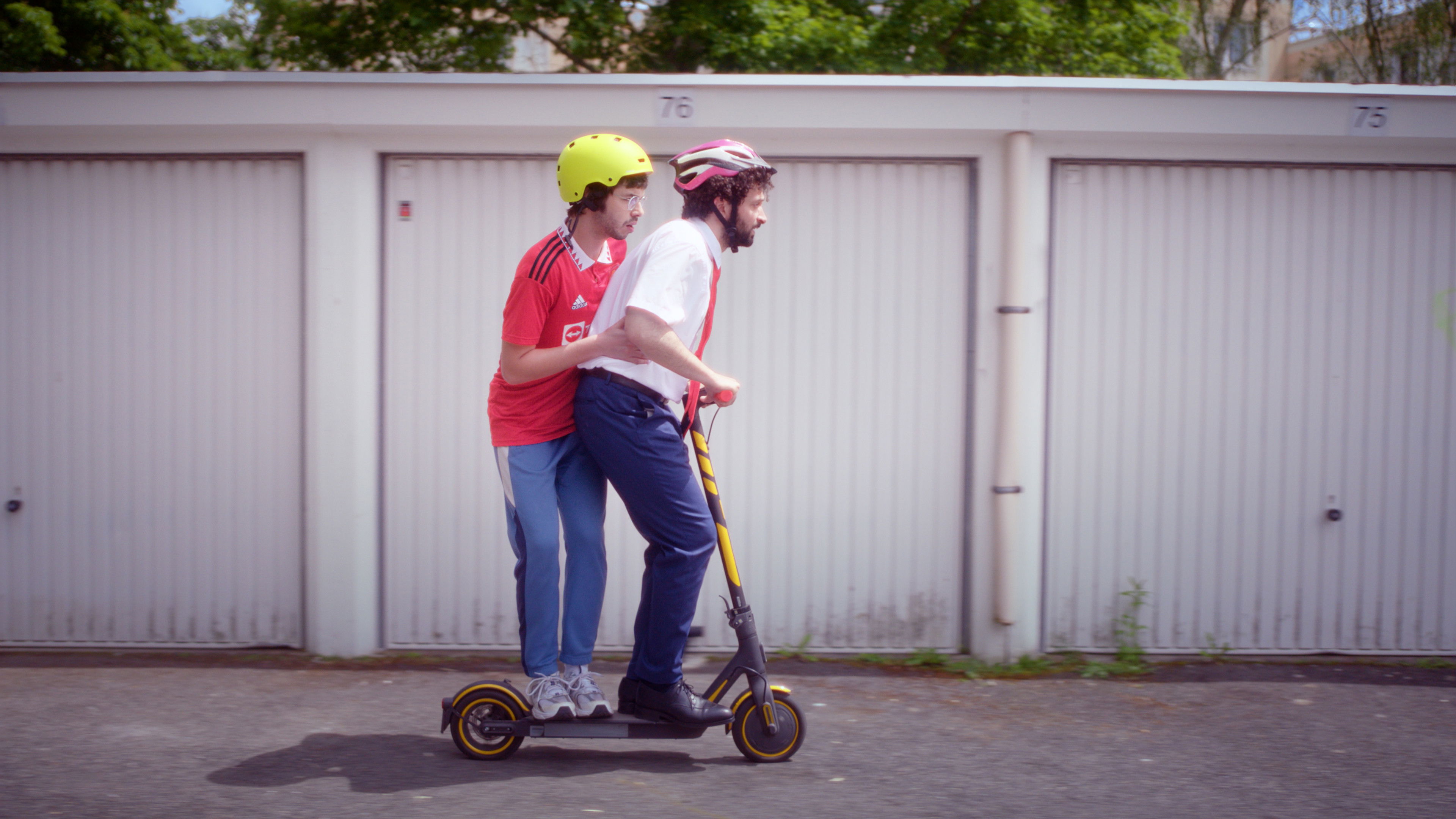 Backdrop for Baise-en-ville