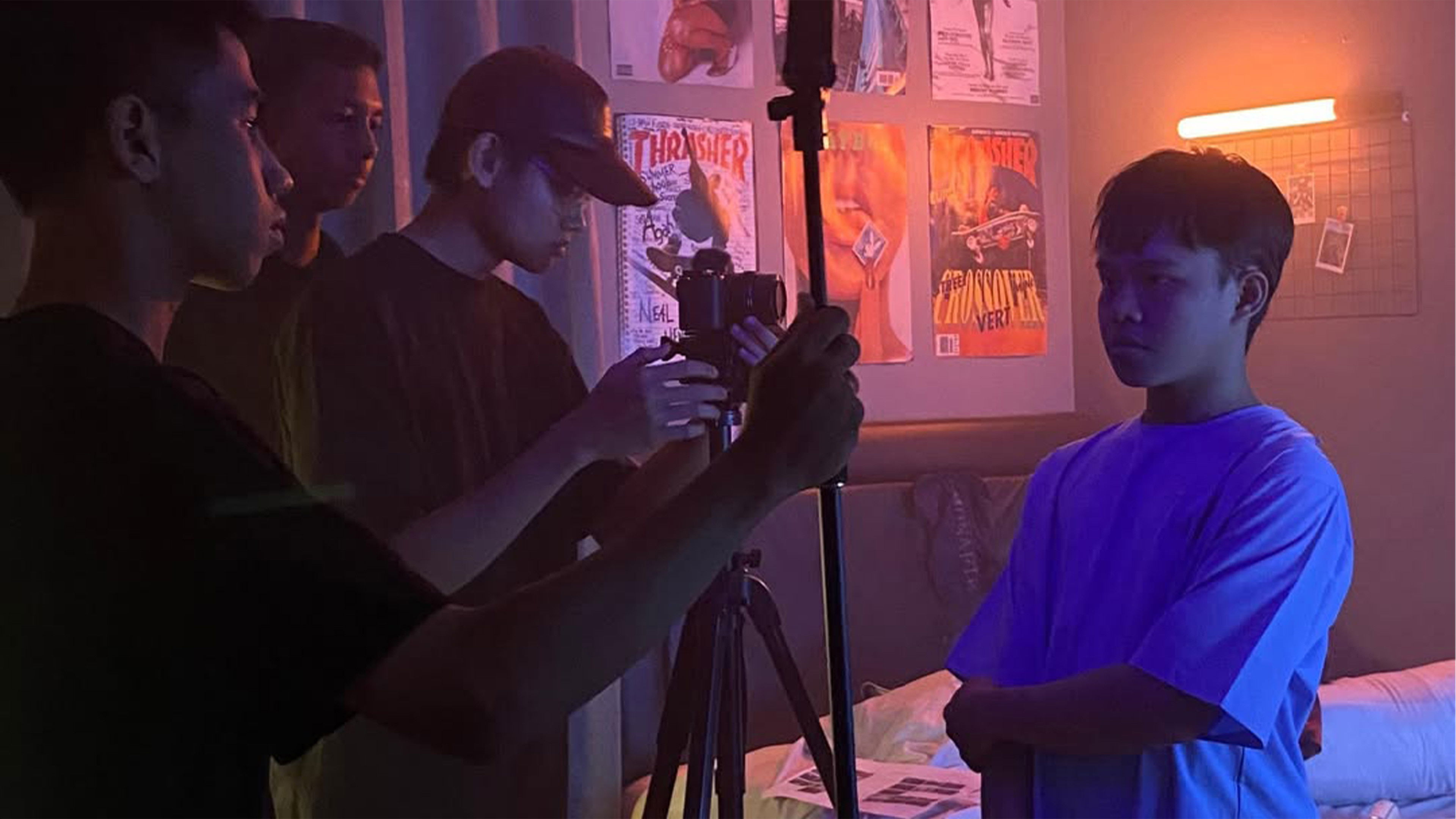 Backdrop for Grooming