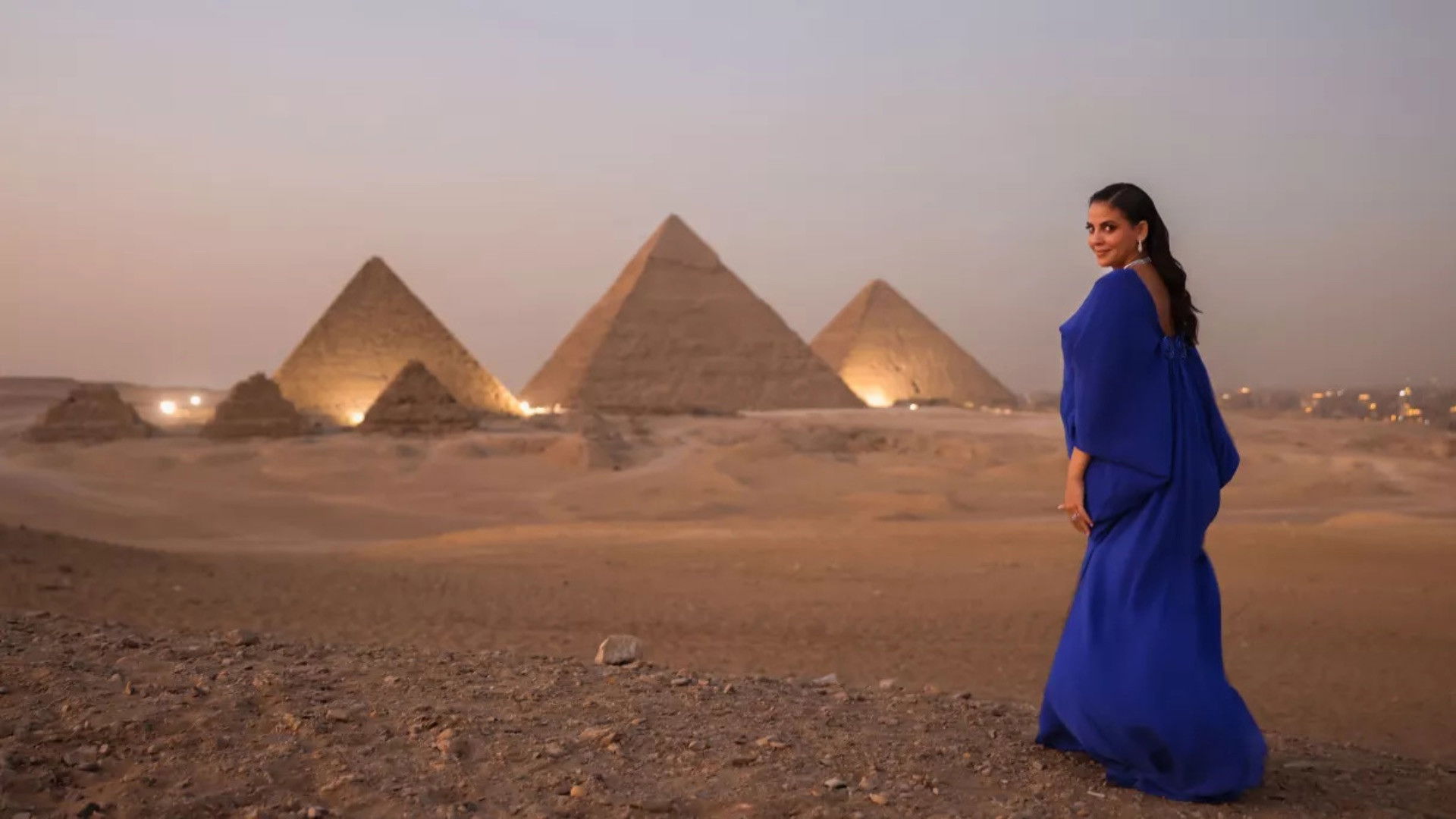 Backdrop for Le grand concert des pyramides avec Fatma Saïd