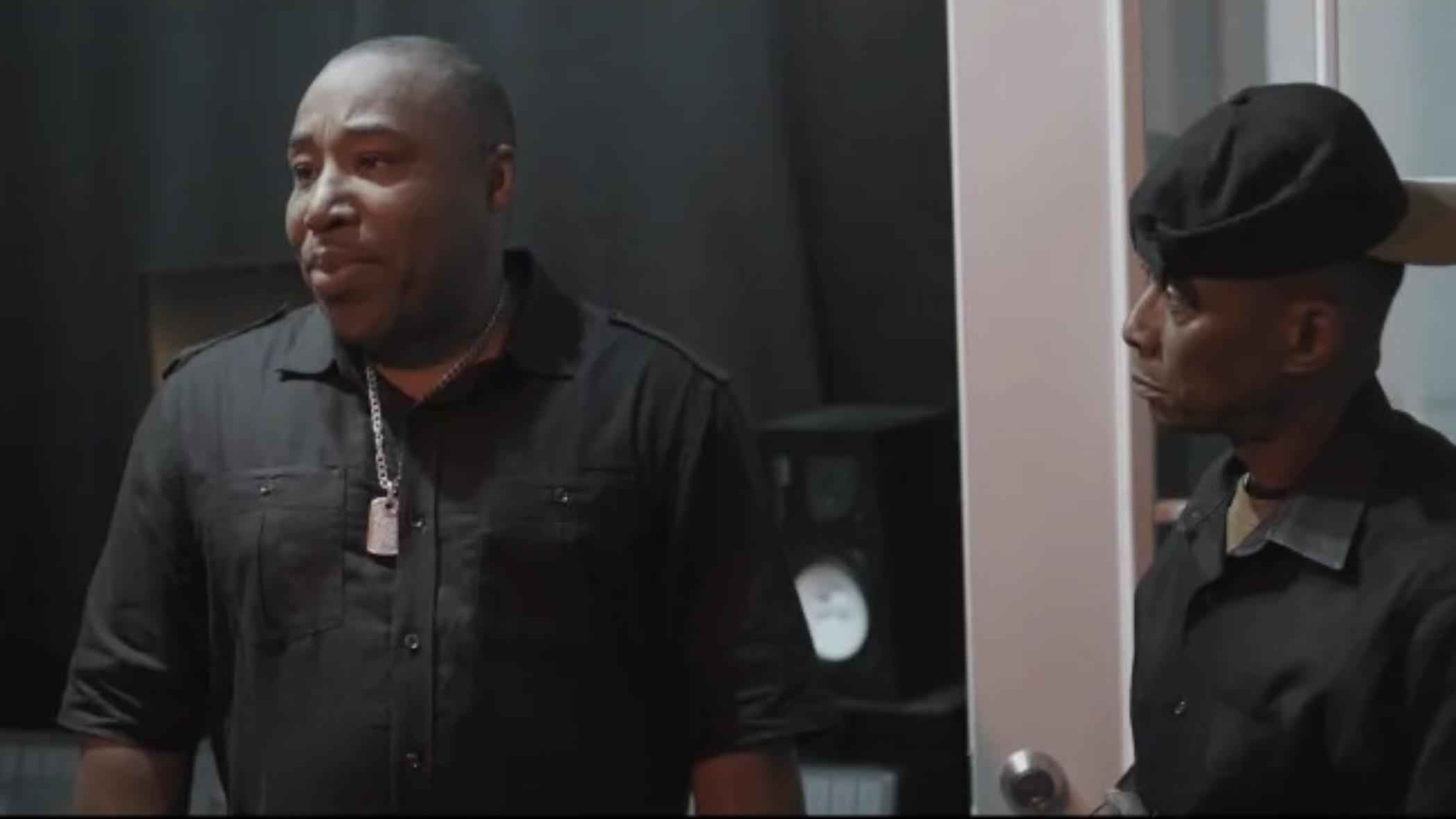 Backdrop for The Headliner