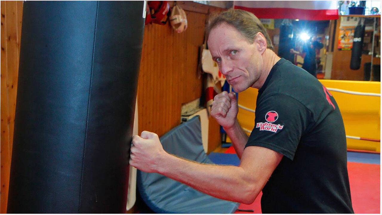 Backdrop for Das Geschäft mit der Liebe - Frauen aus dem Osten