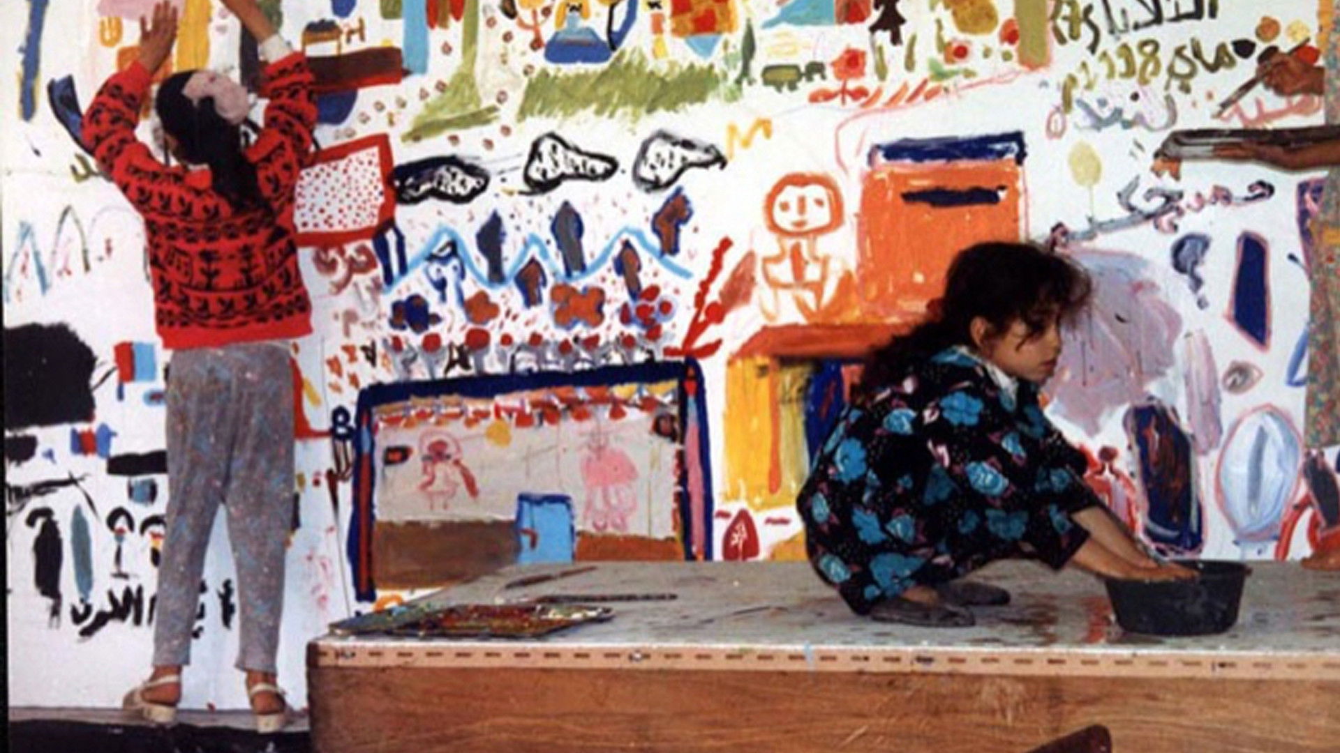 Backdrop for L'Arc-en-ciel éclaté