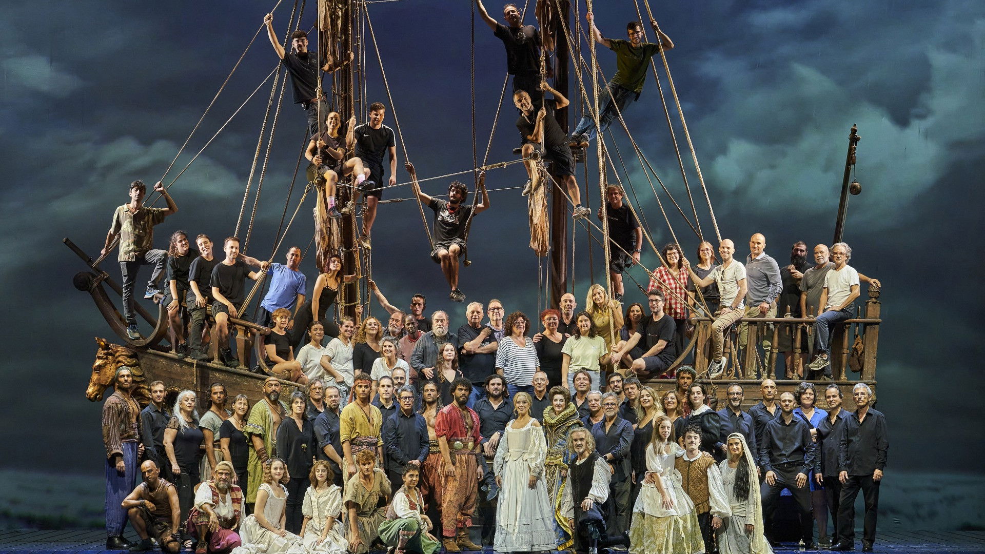 Backdrop for Mar i cel