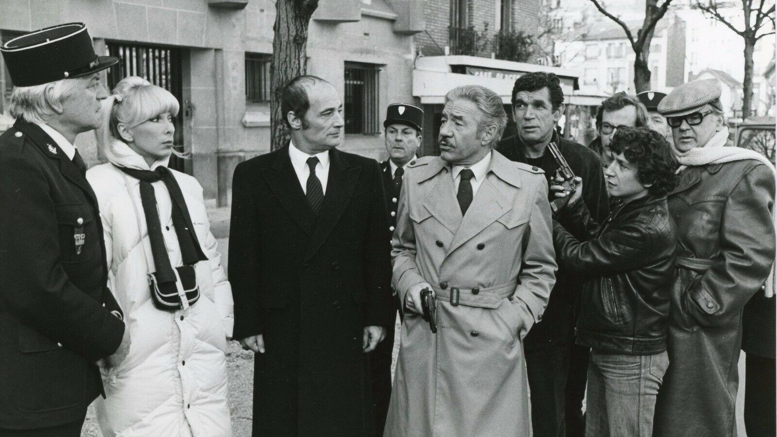 Backdrop for Signé Furax