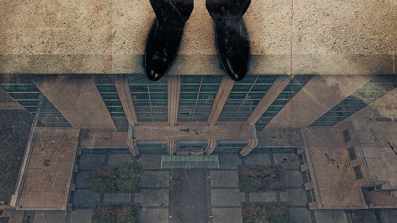 Backdrop for The Spy Who Fell to Earth