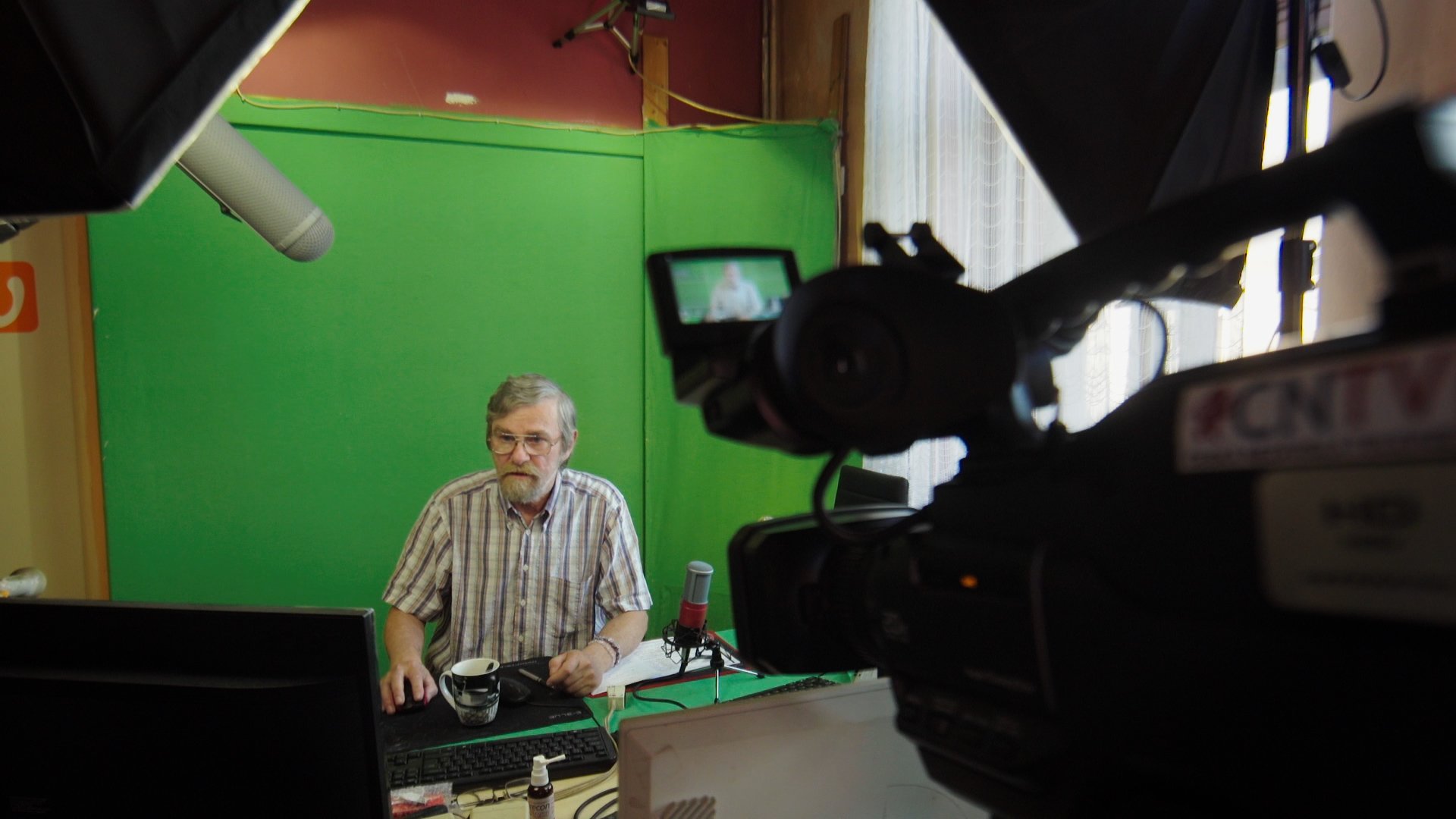 Backdrop for Good News