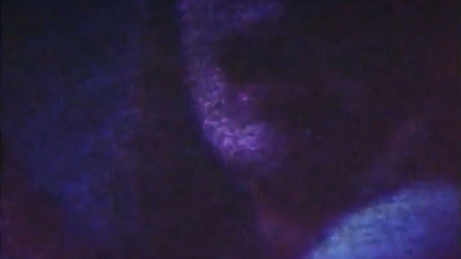 Backdrop for Poesia é uma ou duas linhas, por trás uma imensa paisagem