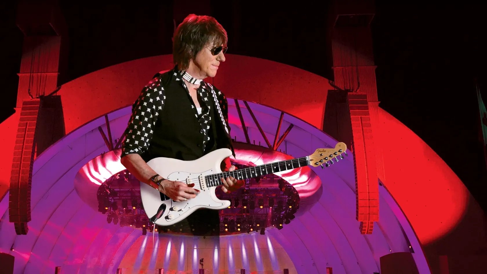 Backdrop for Jeff Beck - Live At The Hollywood Bowl