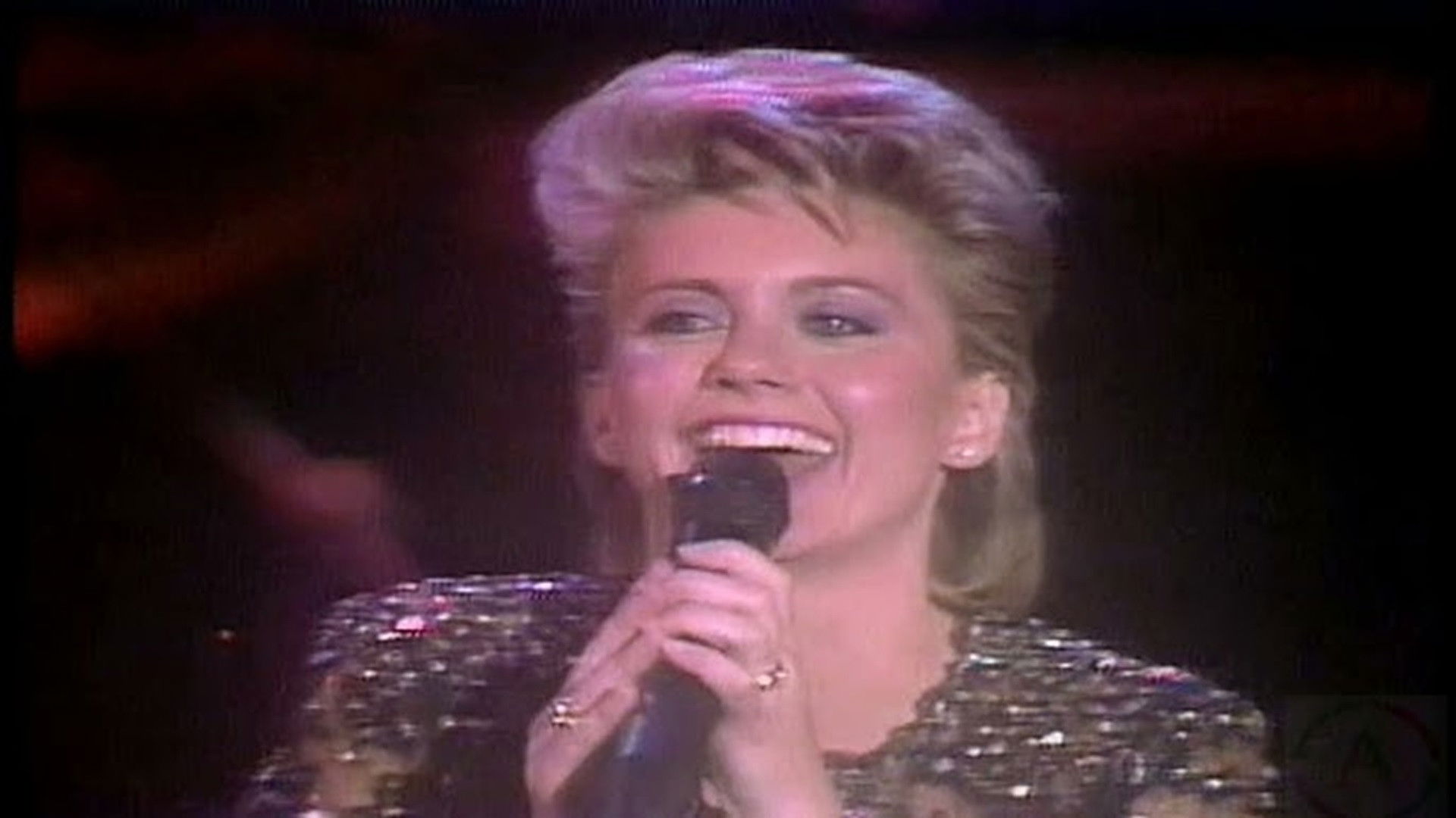 Backdrop for Olivia Newton-John: In Concert