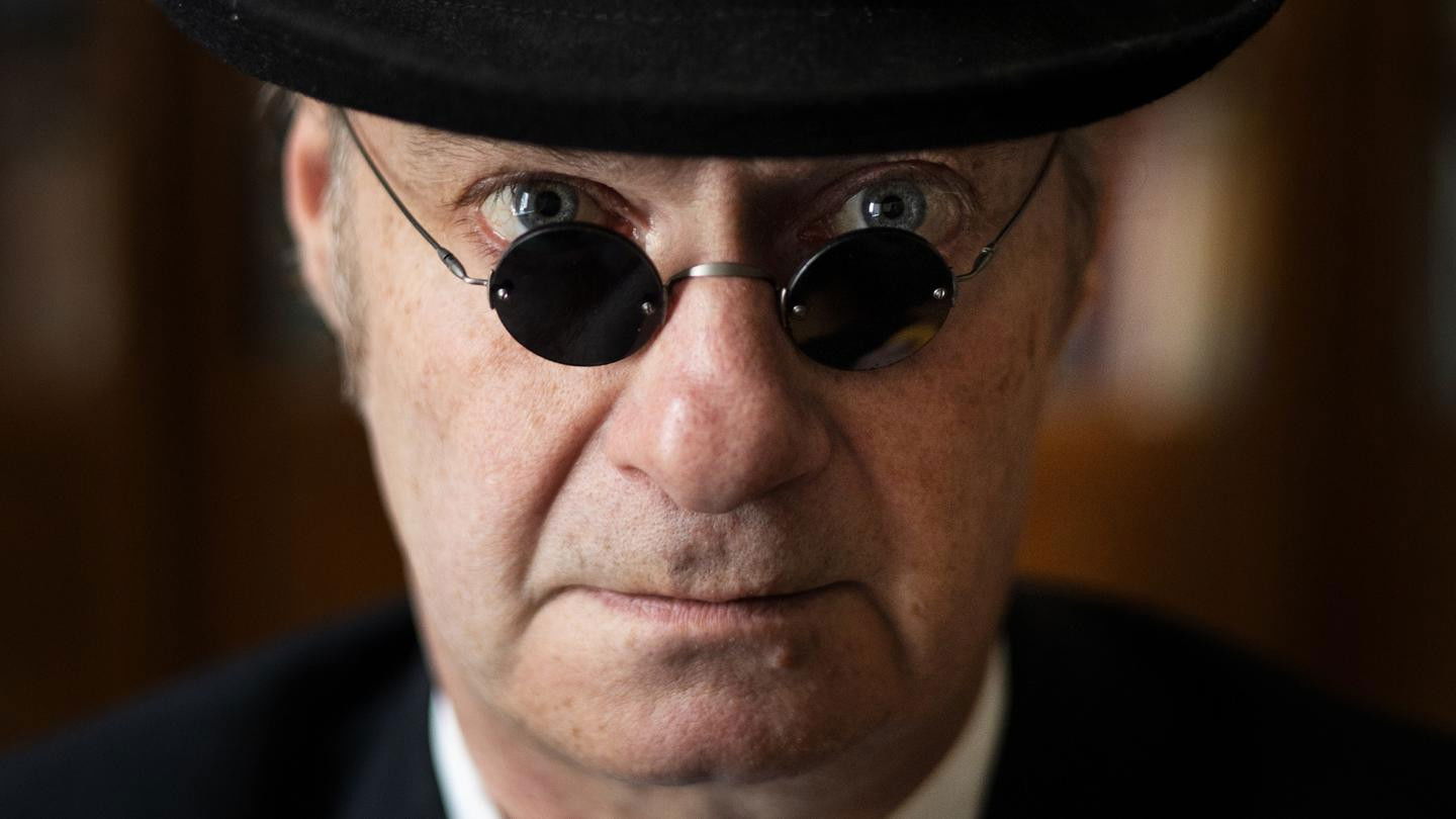 Backdrop for Knud bliver blind