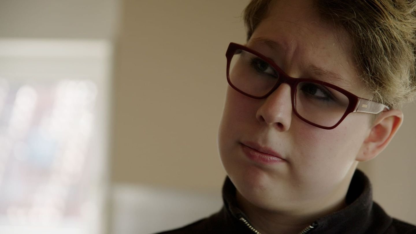 Backdrop for Personnalités multiples - Vivre avec un trouble dissociatif de l’identité (TDI)