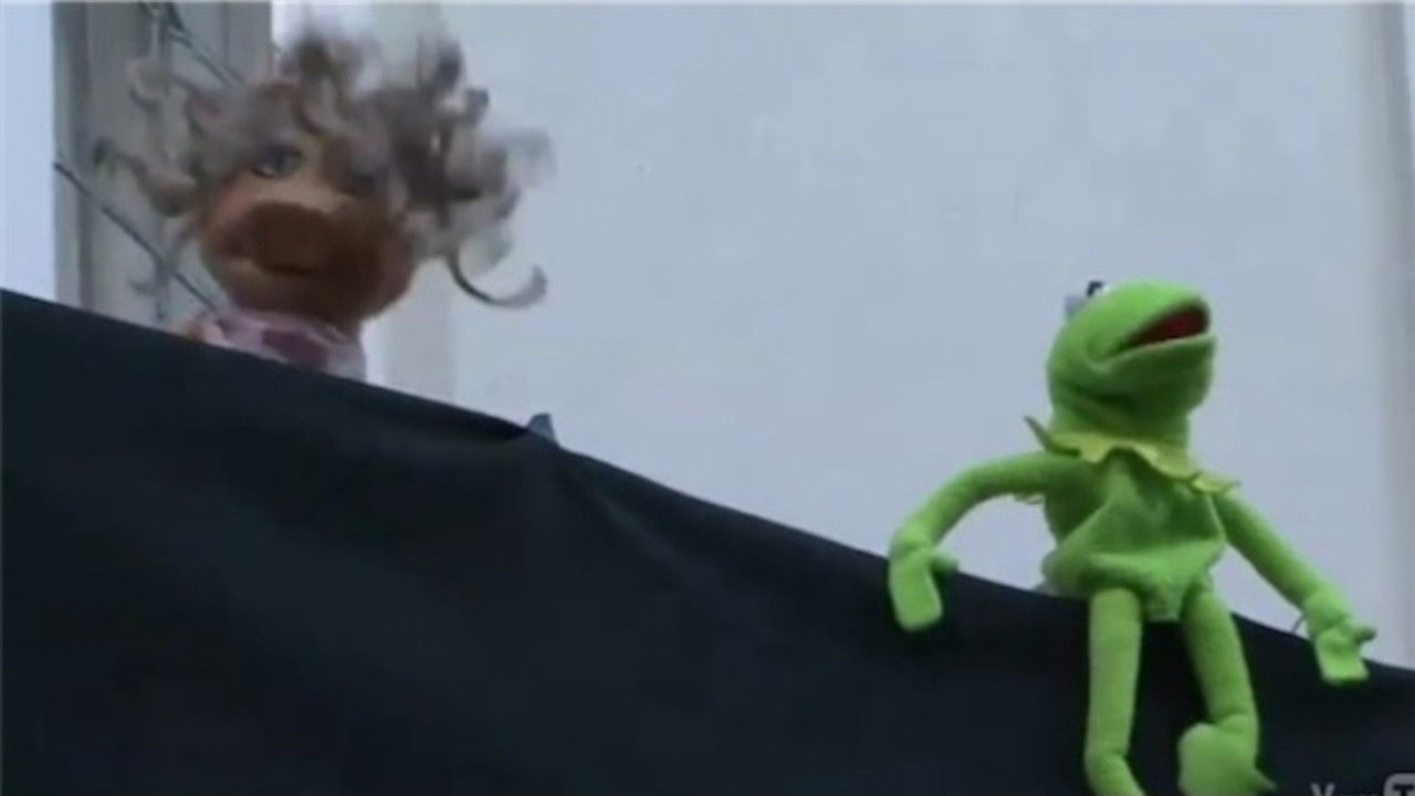 Backdrop for Dance Yrself Clean