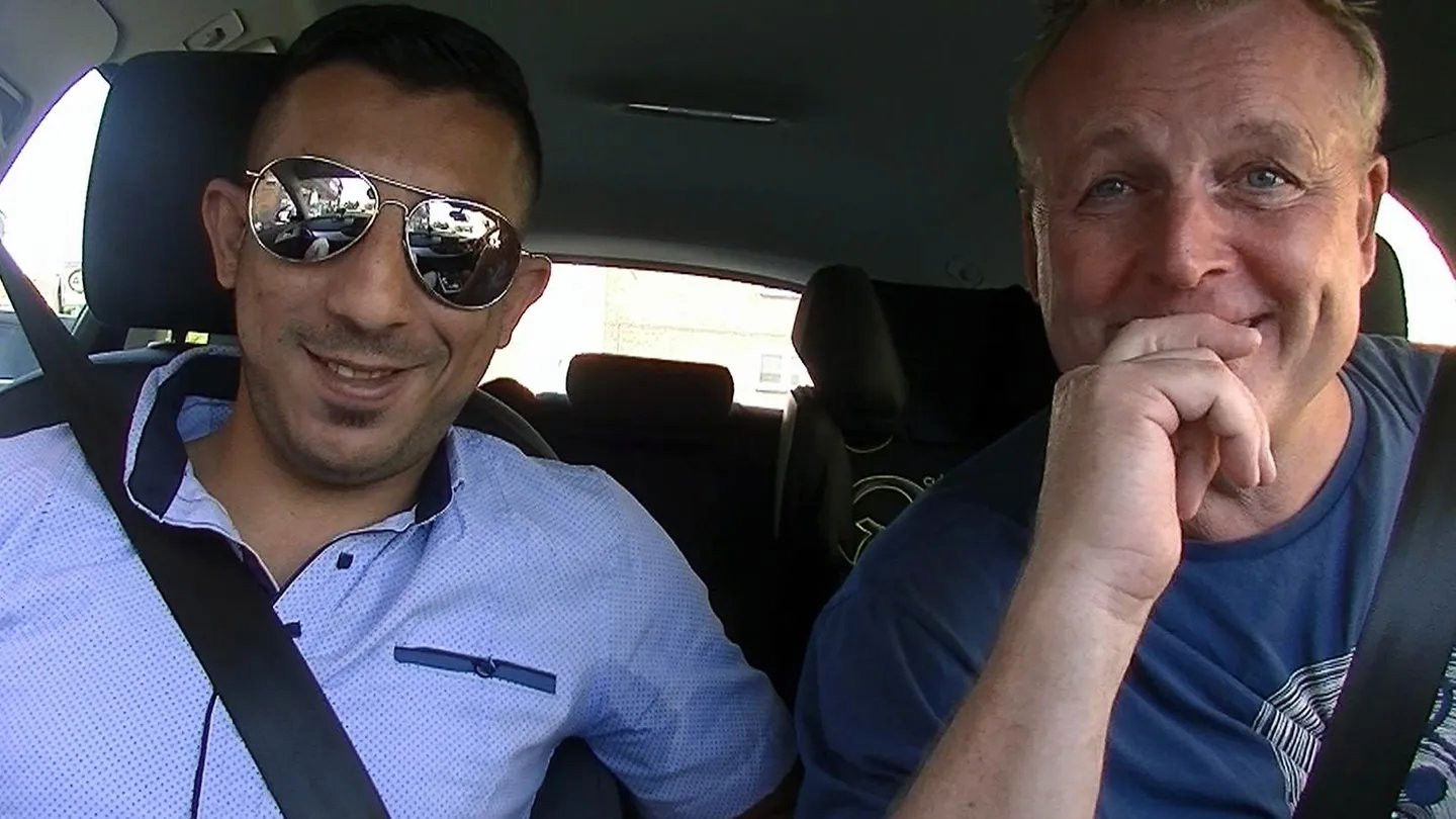 Backdrop for Gintberg - En fremmed krydser mit spor