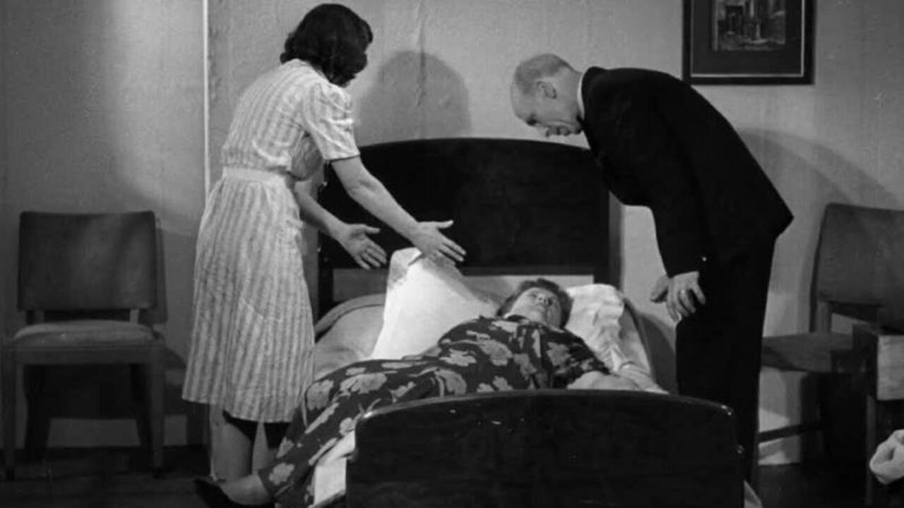 Backdrop for Quiz Crime No. 2