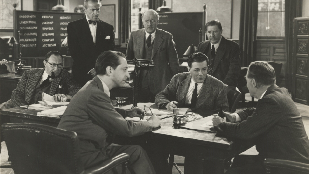 Backdrop for Secrets of Scotland Yard