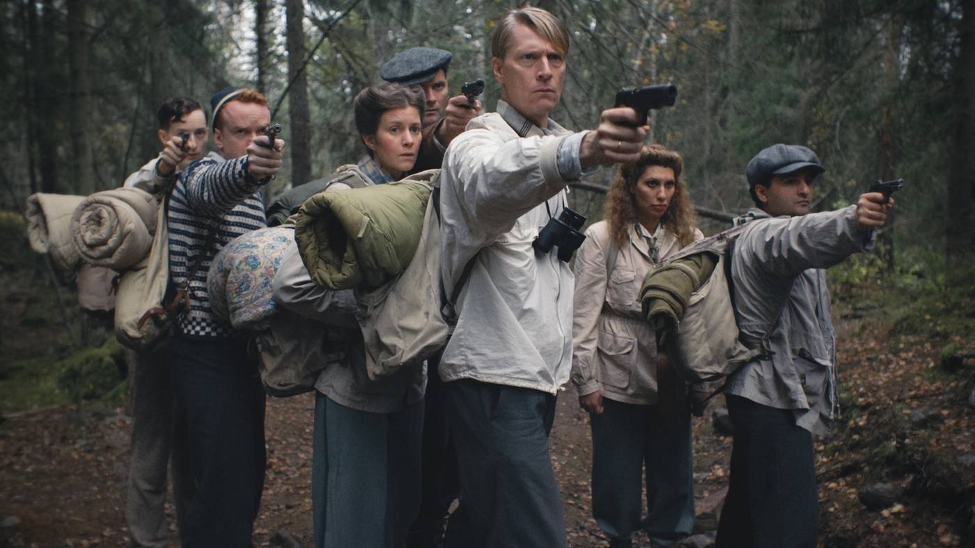 Backdrop for Gutta på skauen