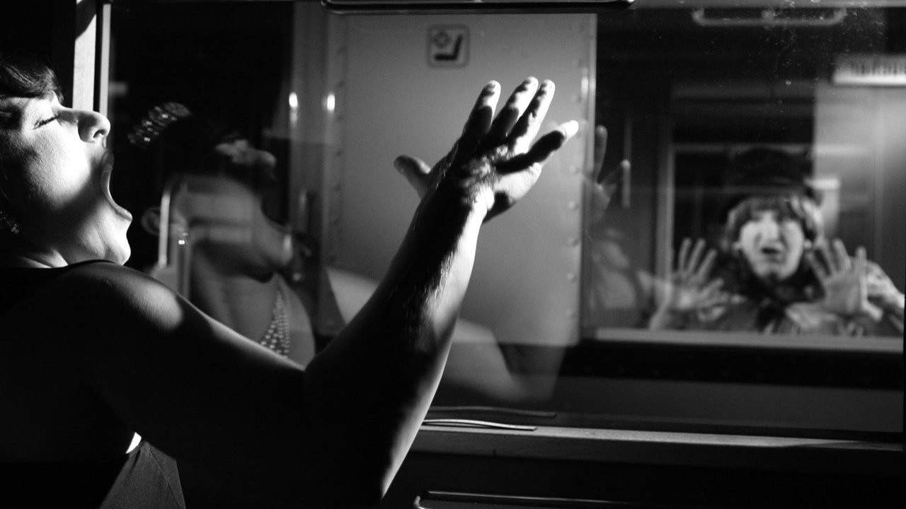 Backdrop for 18.15 Uhr ab Ostkreuz