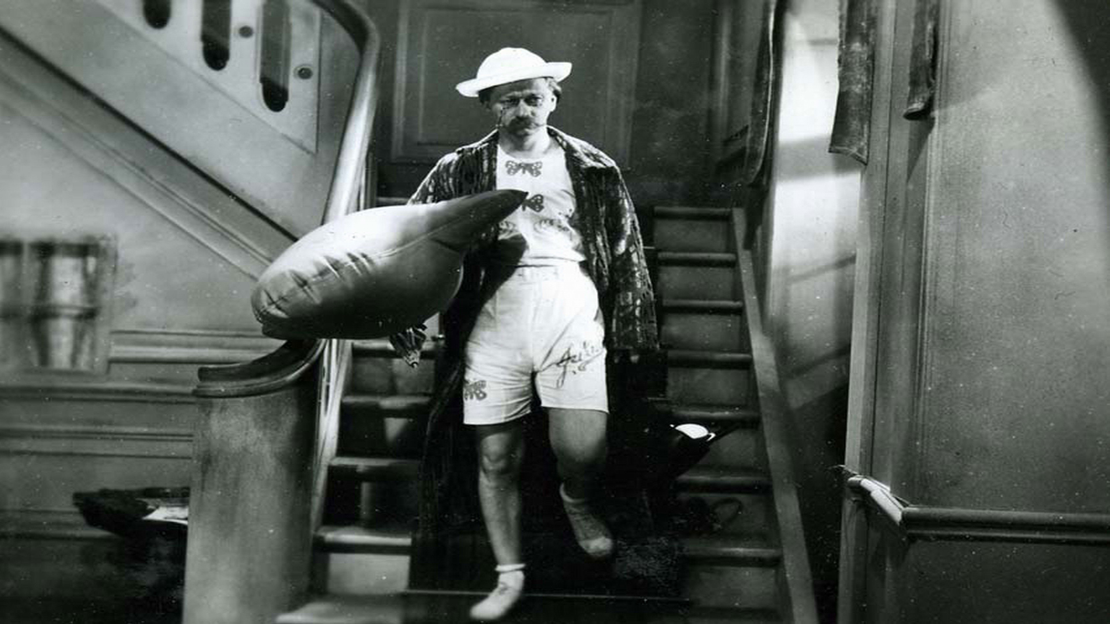 Backdrop for 6th draw