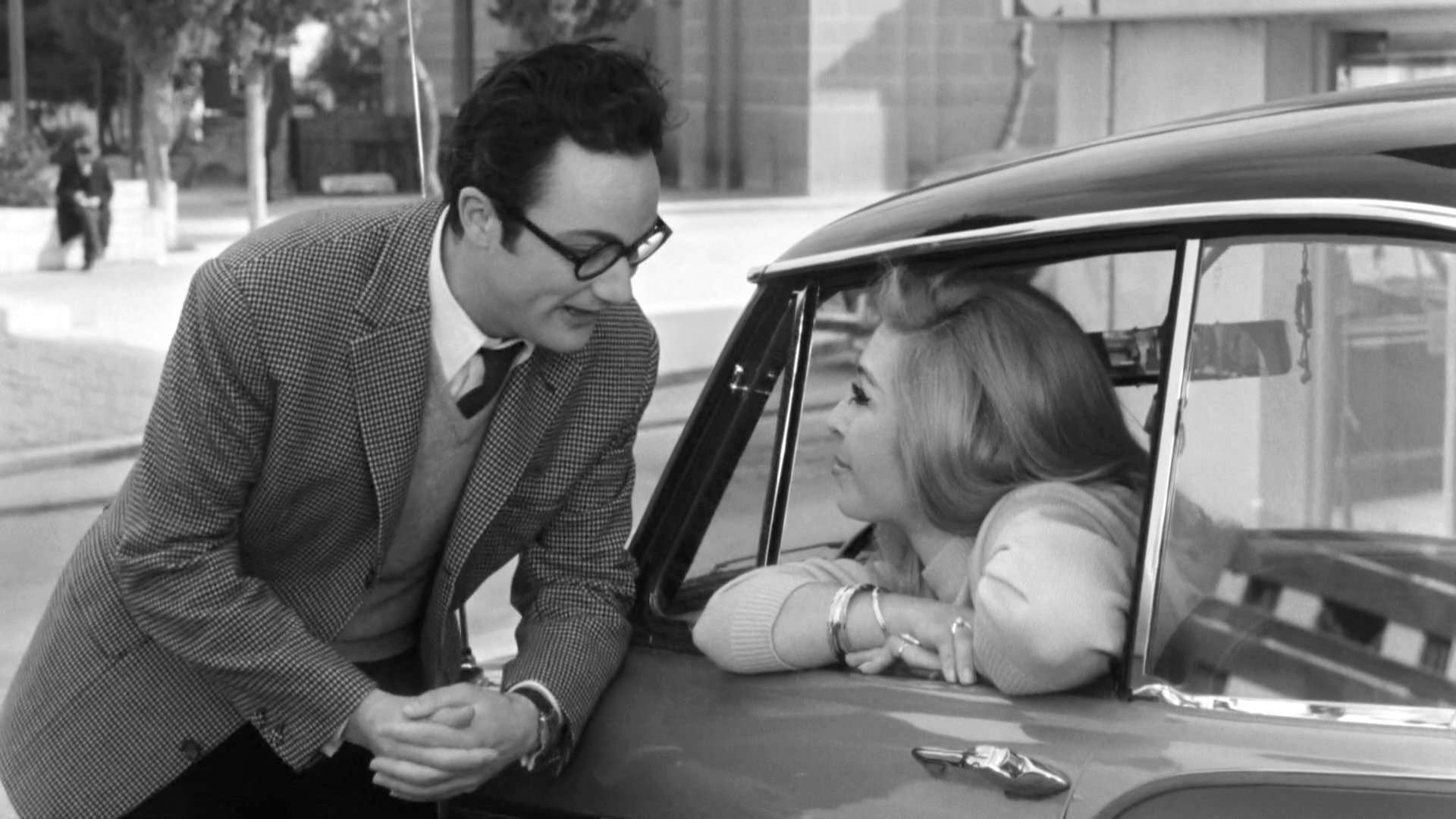 Backdrop for O boufos