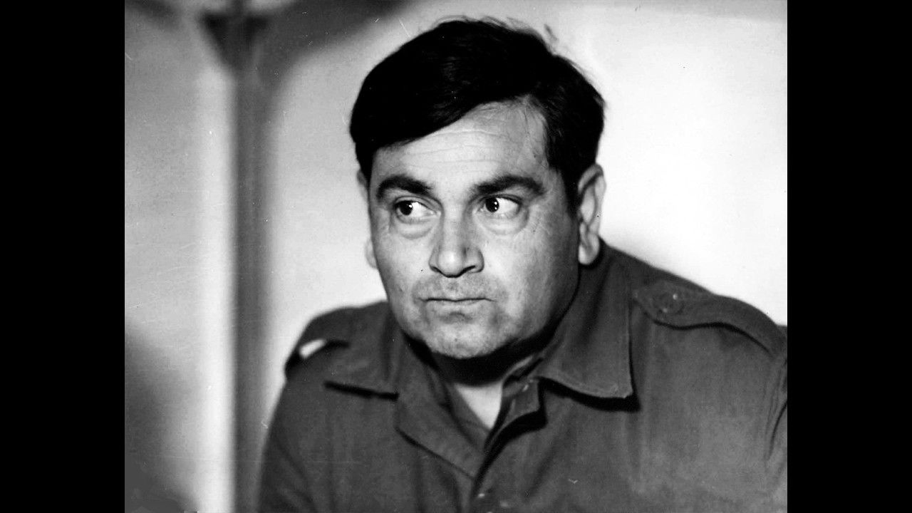 Backdrop for Los chiflados del batallón