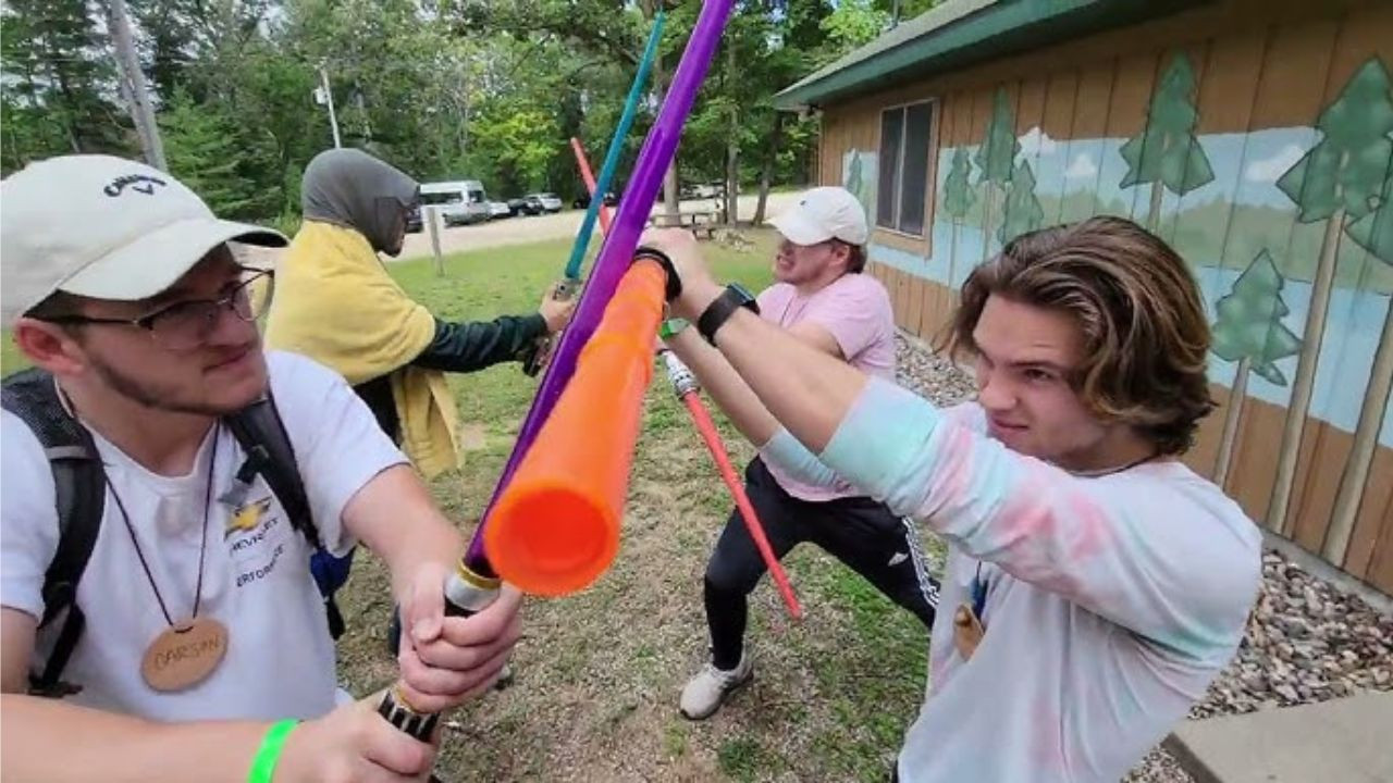 Backdrop for The Mahn-Go-Lorian Episode 1 Revenge of the Beavers