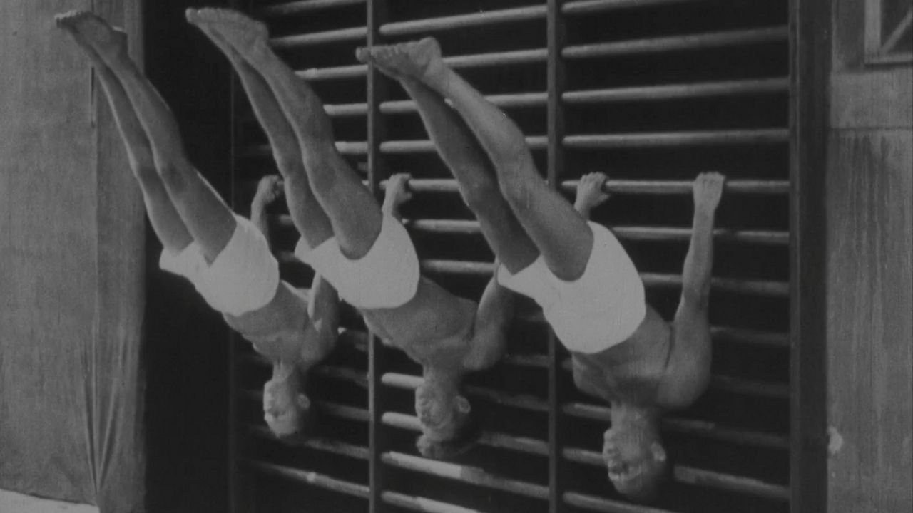 Backdrop for Ways to Strength and Beauty