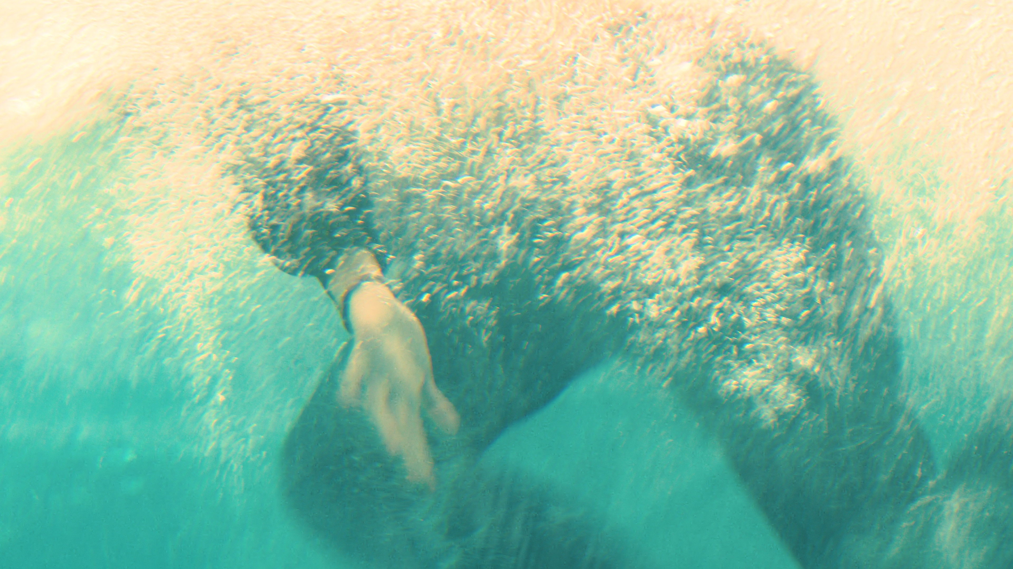 Backdrop for He Loves Me, He Loves Me Not