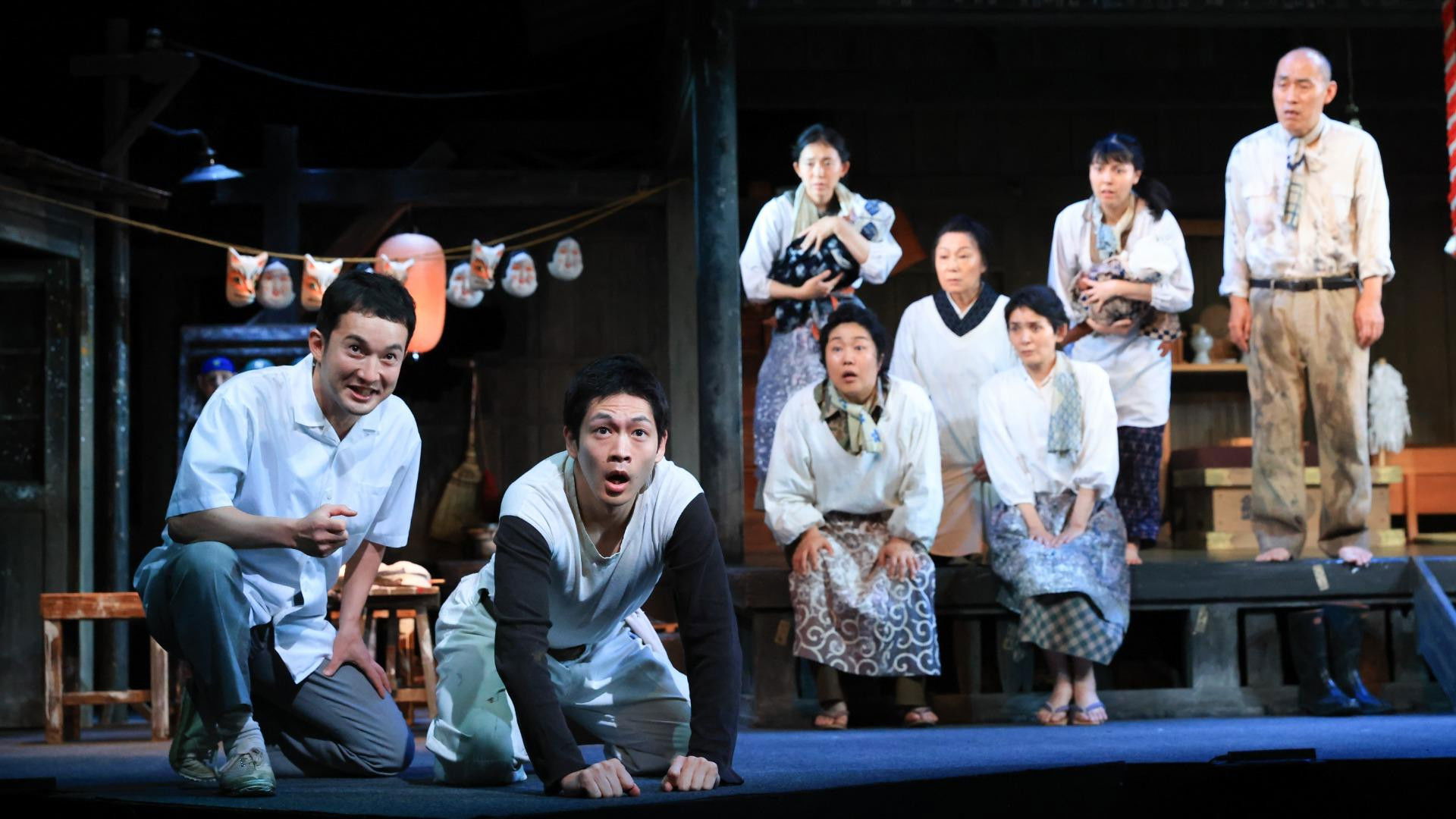 Backdrop for 闇に咲く花