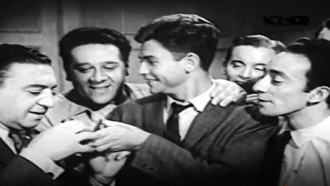 Backdrop for Una jaula no tiene secretos