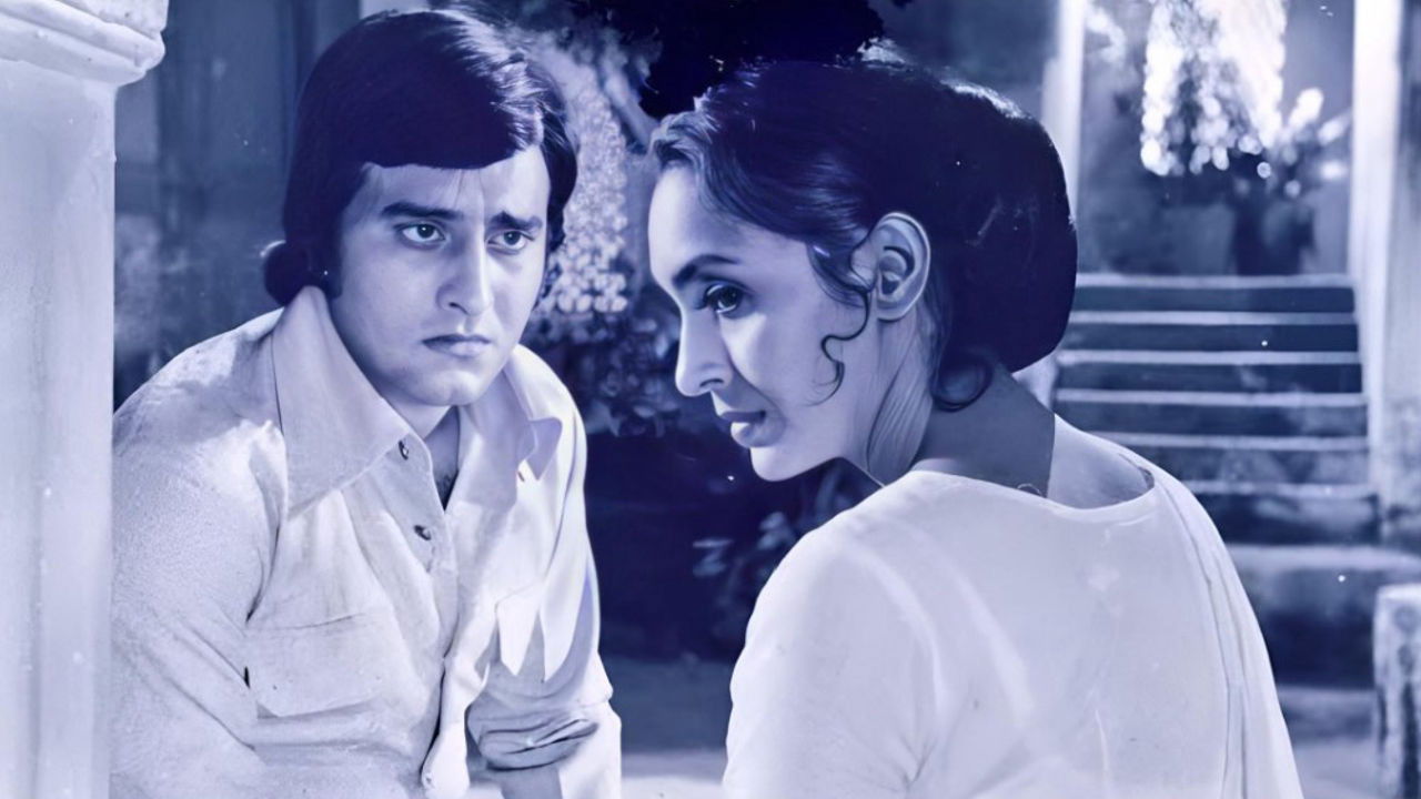 Backdrop for Main Tulsi Tere Aangan Ki