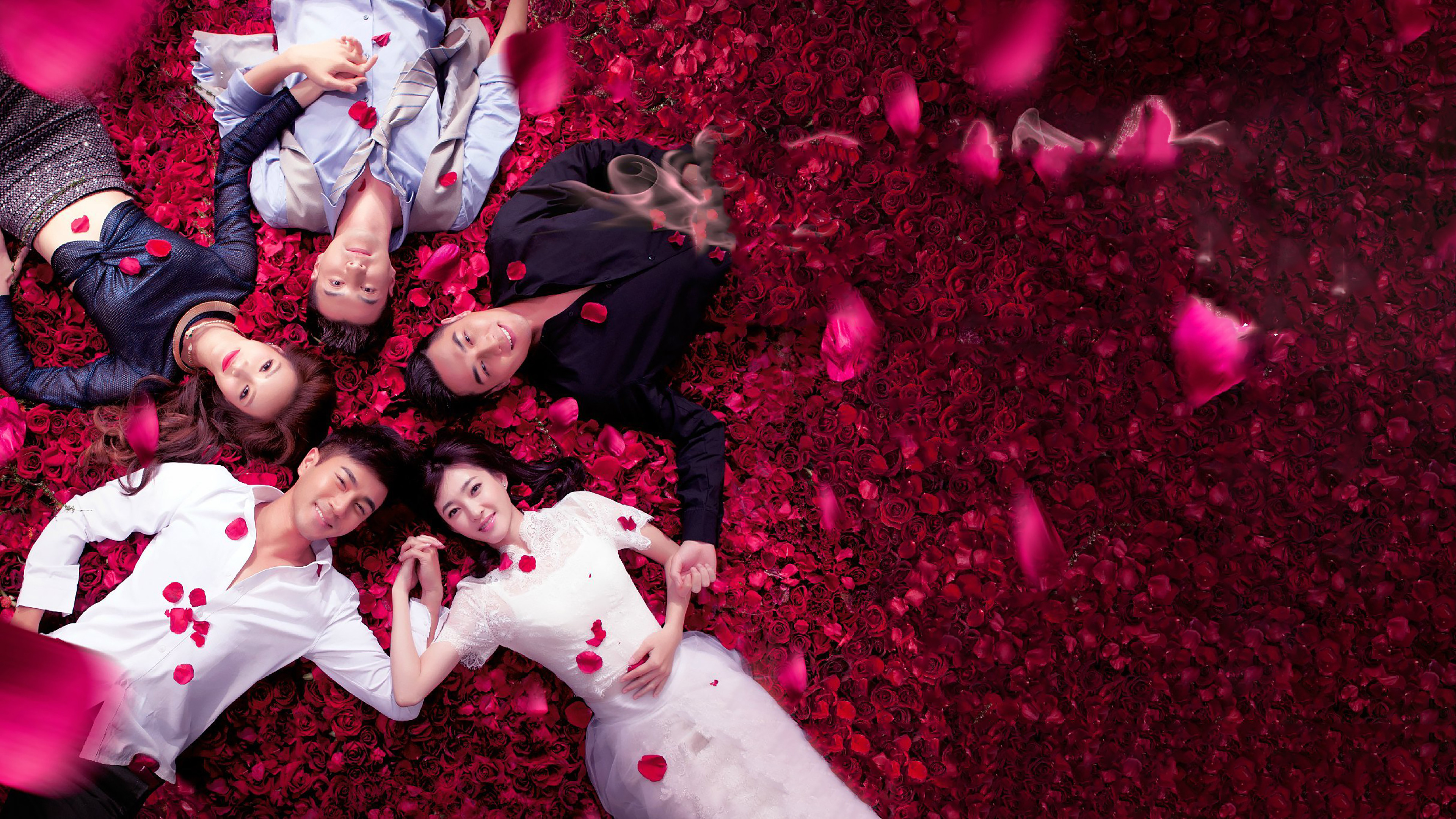 Backdrop for 两生花