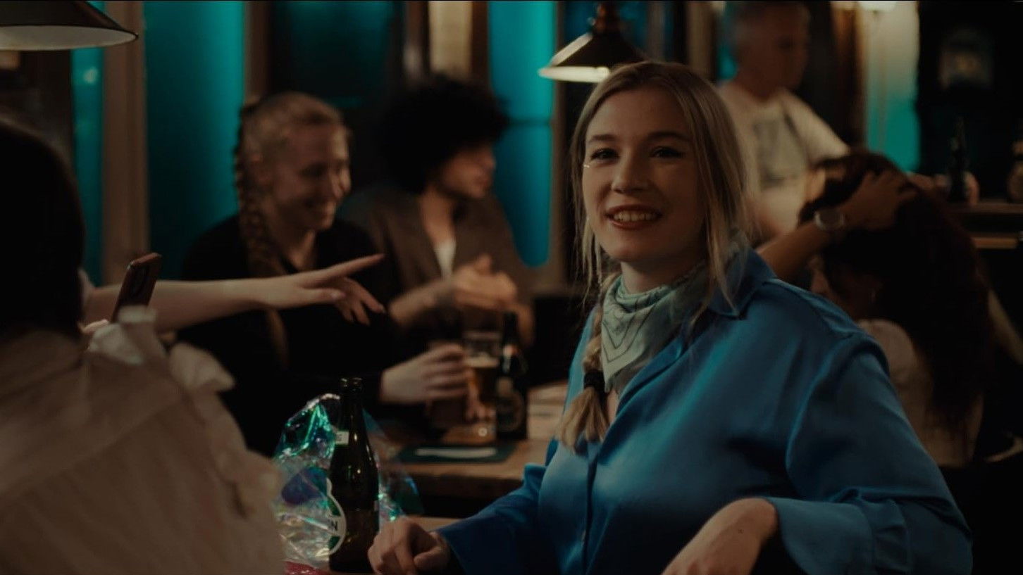 Backdrop for Good Girl