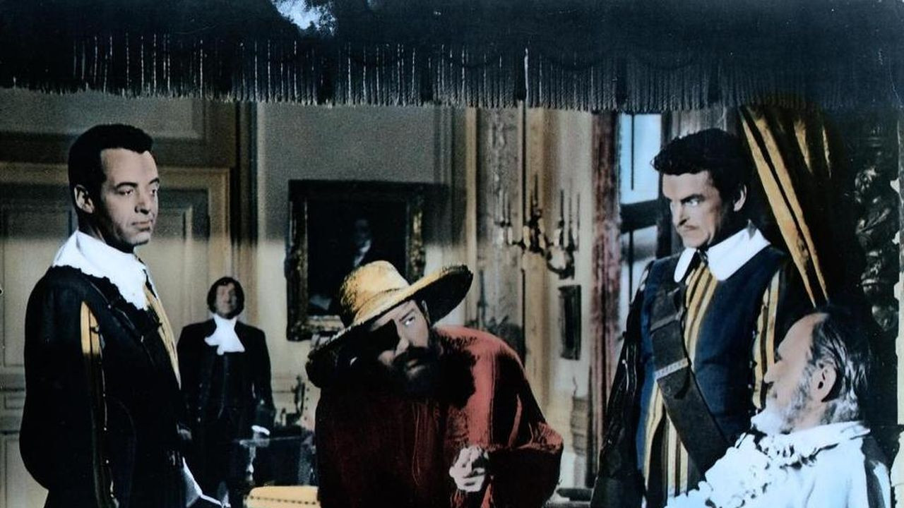 Backdrop for Raiders of the Seven Seas