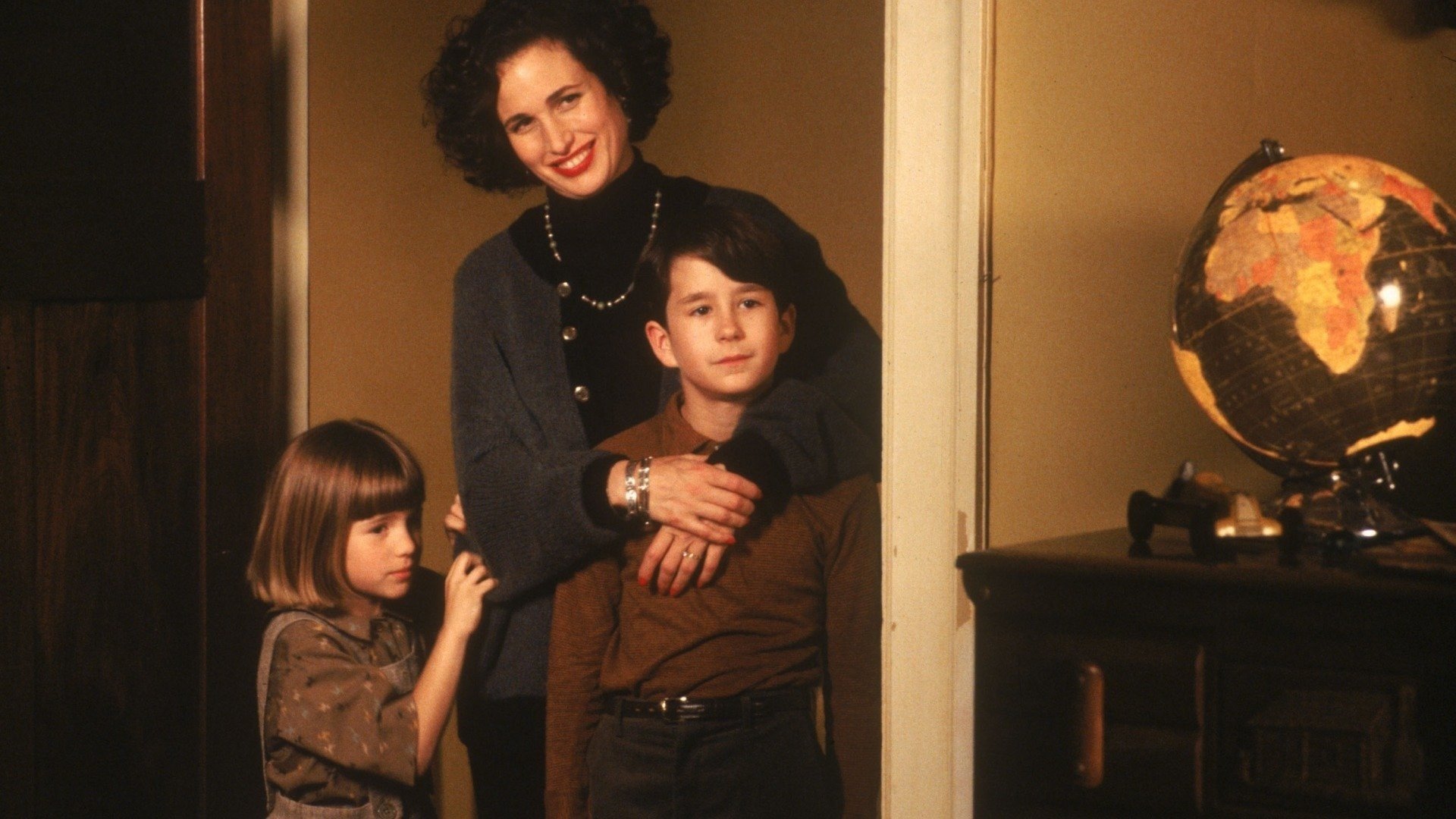 Backdrop for Unstrung Heroes