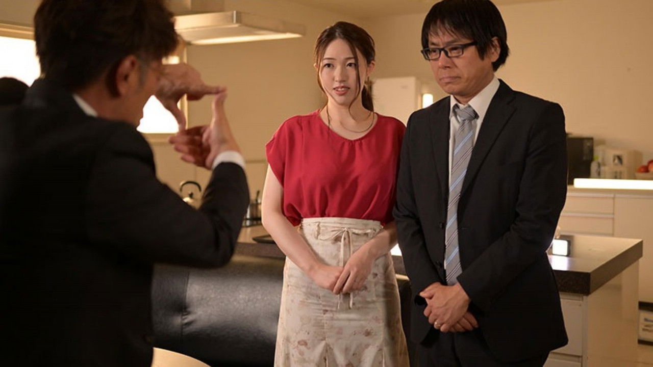 Backdrop for ヌードモデルNTR 上司と羞恥に溺れた妻の衝撃的浮気映像 葉山さゆり